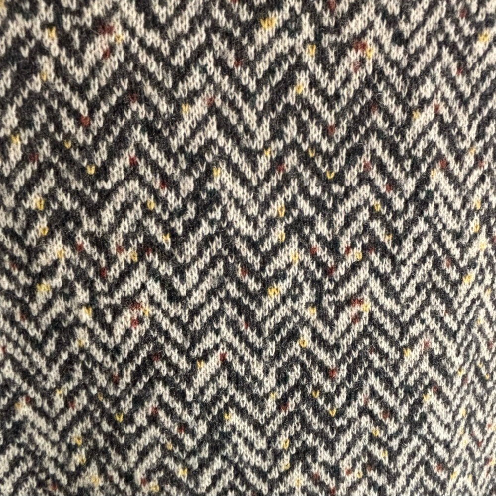 CHIARAMENTE Sz L Herringbone Patterned Cardigan with Buckle Closure Wool Blend - Picture 6 of 7